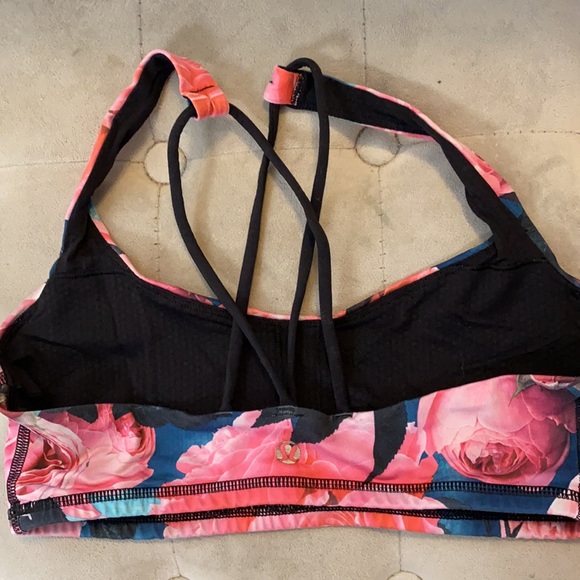 Lululemon sports bra - Picture 2 of 2